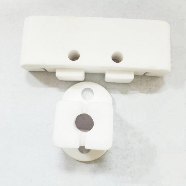 95% High Strength Industrial Ceramic Insulating Block Parts Ceramic Terminal Block - Image 2