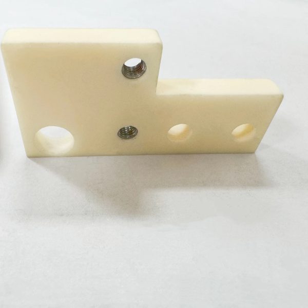 High-Purity 95% Al2O3 Alumina Ceramic Insulating Blocks Industrial-Grade Thermal Resistant Parts Custom Welding Cutting Bending (复制) - Image 3