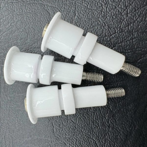 High Insulating Alumina Ceramic Screw Al2O3 Rod Shape Connecting Bolt Mental High Temperature Feature Welding Cutting Included - Image 4