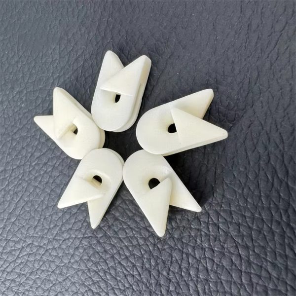 99% Alumina Ceramic Parts Wear Resistance Slit Wire Textile Guides Long Life Cutting Welding Polishing Structure Ceramic
