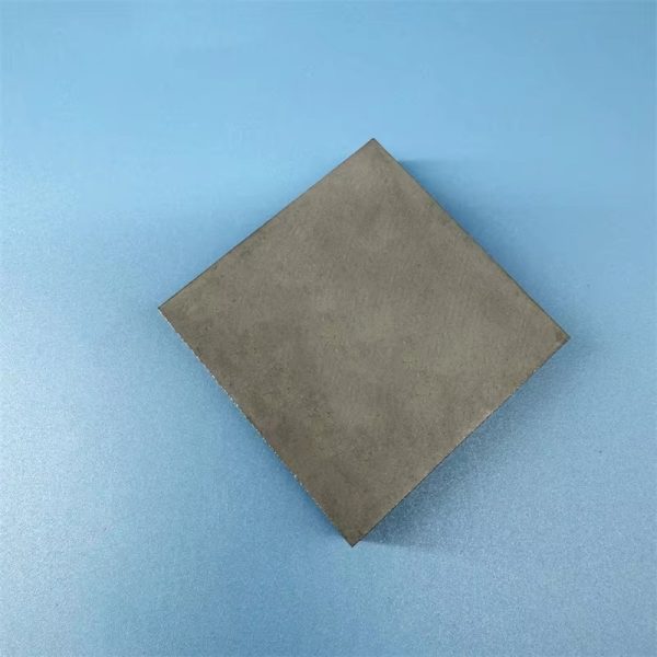 China Factory Supply B4C Ceramic Sheet Boron Carbide Monolithic Plate Protection Customizable Welding Cutting Punching Square - Image 2