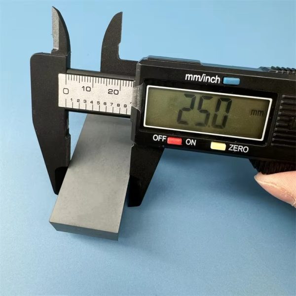 High-Temperature SIC Sheet Cuboid Ceramic Plates Refractory Silicon Carbide Armor Plate for Body Protection Welding Cutting - Image 3