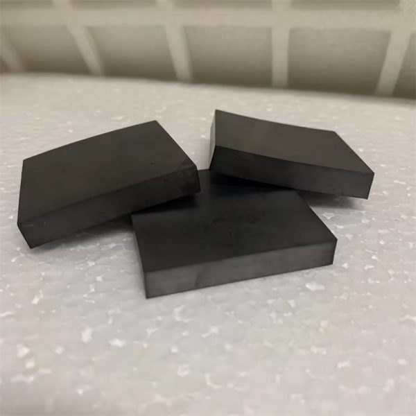 Customized High Quality Wear Resistance SSiC Ceramic Sheet Square Silicon Carbide Plates Substrate for Industrial Use - Image 4