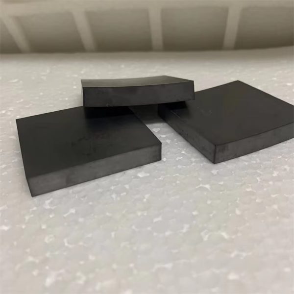 Customized High Quality Wear Resistance SSiC Ceramic Sheet Square Silicon Carbide Plates Substrate for Industrial Use - Image 5