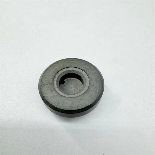 Round Shaped SSIC Ceramic Fitting Component Wear Resistance Silicon Carbide Ceramic Parts with Welding and Cutting Services
