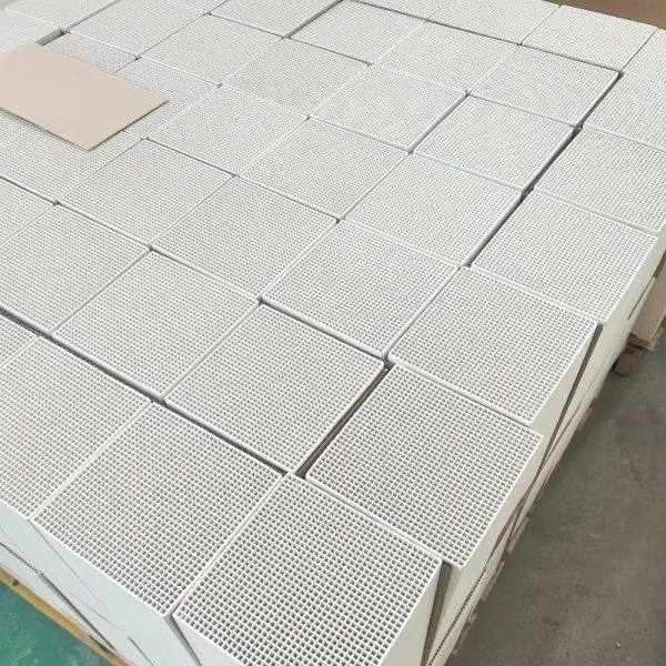 High Quality Square Cordierite Honeycomb Ceramic Accumulator Good Quality Mullite Heat Welding/Cutting/Bending Refractory - Image 3