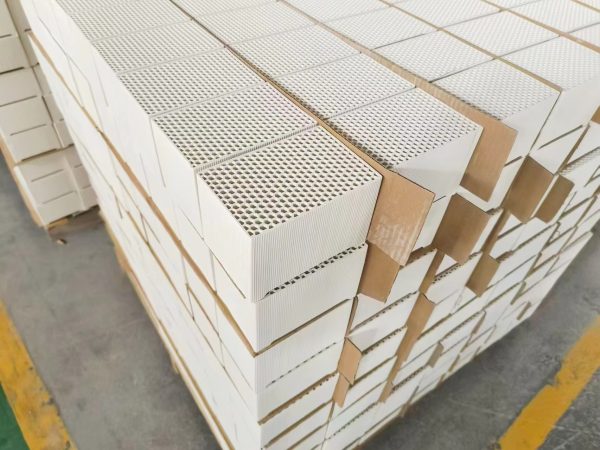 High Quality Square Cordierite Honeycomb Ceramic Accumulator Good Quality Mullite Heat Welding/Cutting/Bending Refractory - Image 5