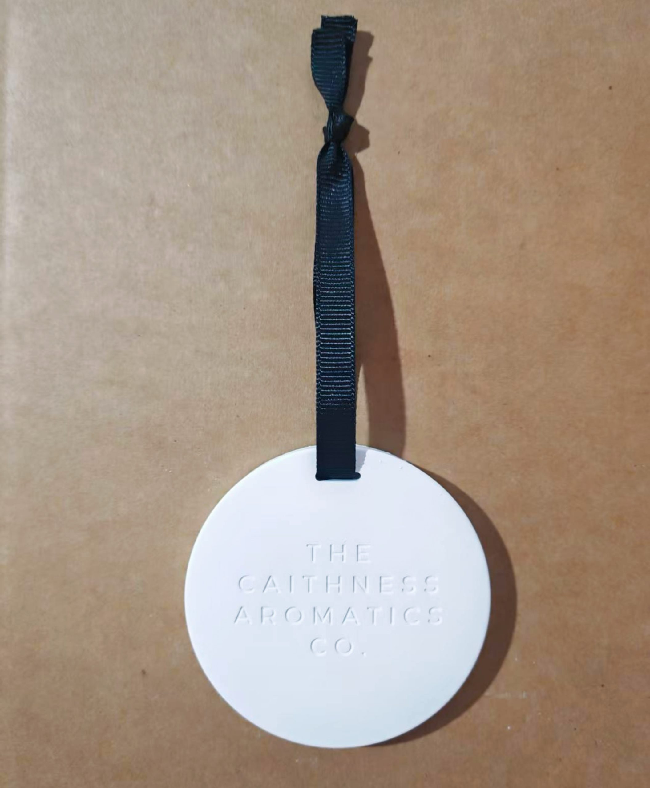 Custom Stylish Porous Ceramic Plate Fragrance Essential Oil Diffuser Stone Gypsum Air Freshener Gupsum Tablets with Ribbon - Image 6