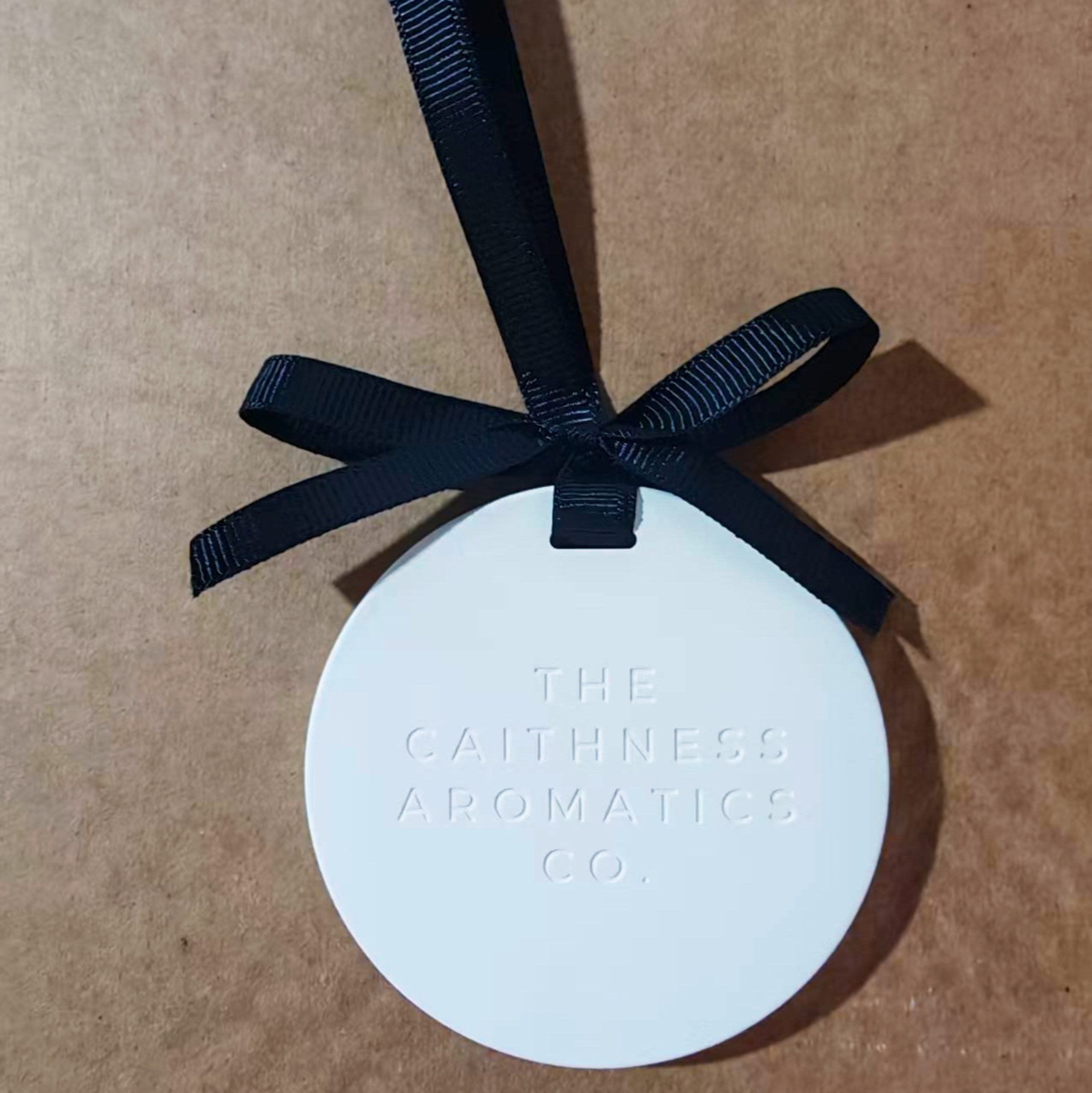 Custom Stylish Porous Ceramic Plate Fragrance Essential Oil Diffuser Stone Gypsum Air Freshener Gupsum Tablets with Ribbon - Image 3