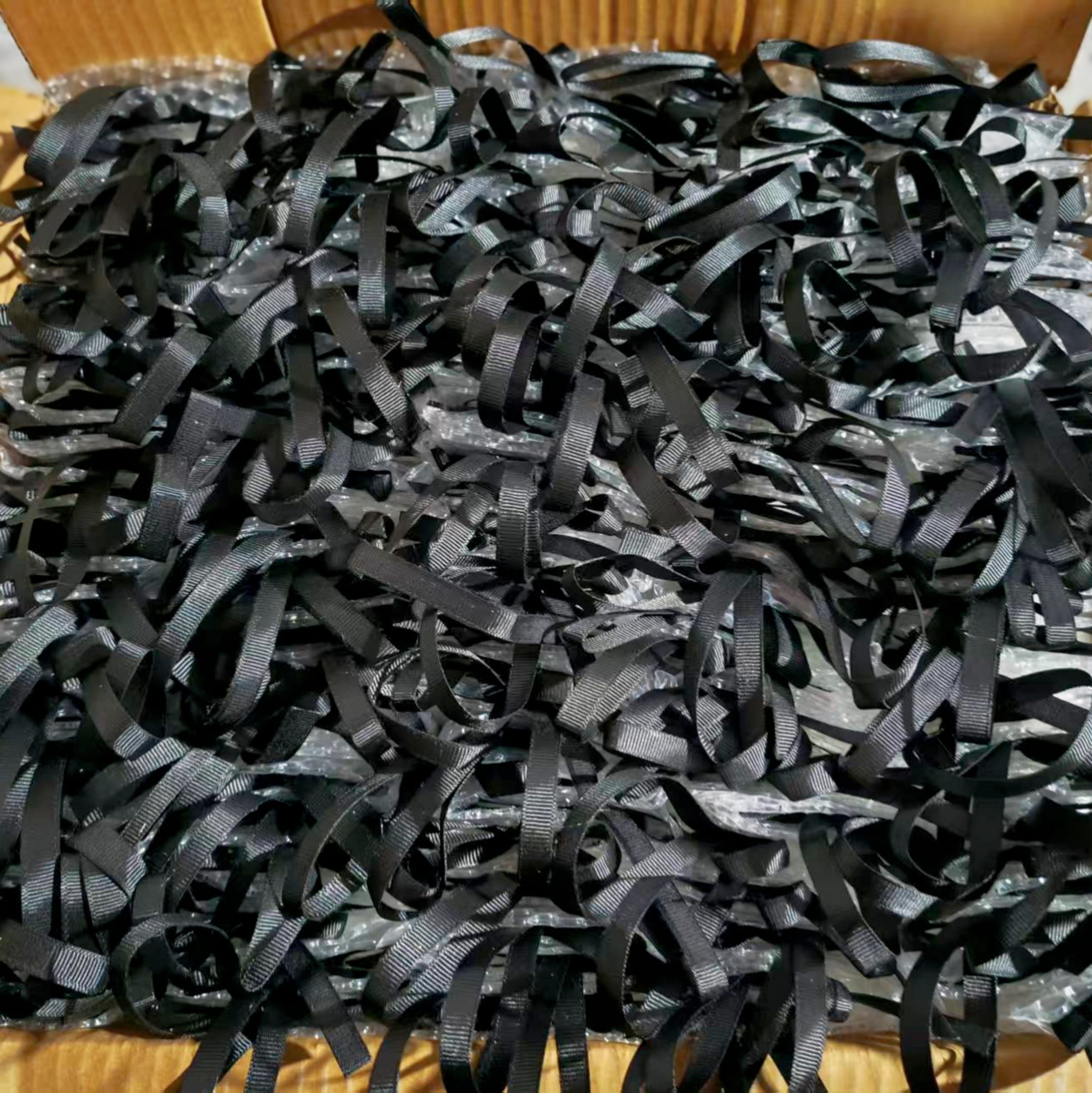 Custom Stylish Porous Ceramic Plate Fragrance Essential Oil Diffuser Stone Gypsum Air Freshener Gupsum Tablets with Ribbon - Image 5