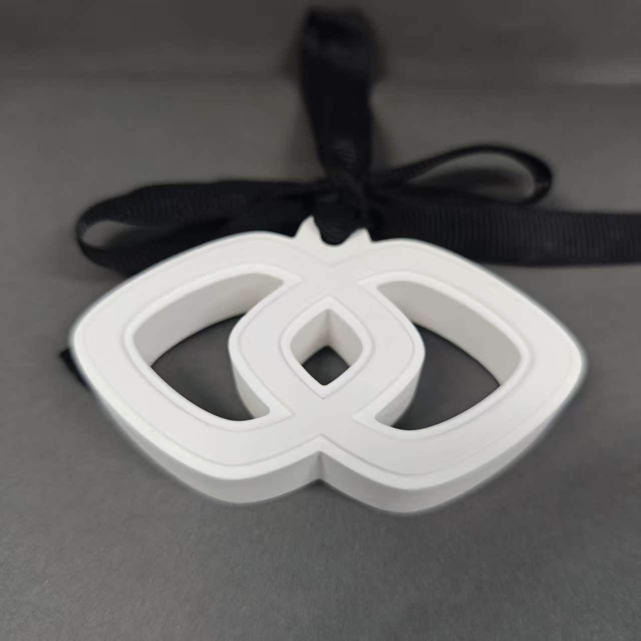 Customizable Washable Porous Ceramic Aroma Stone Gypsum Tablet Long-Lasting Hollow Diffuser - Image 9