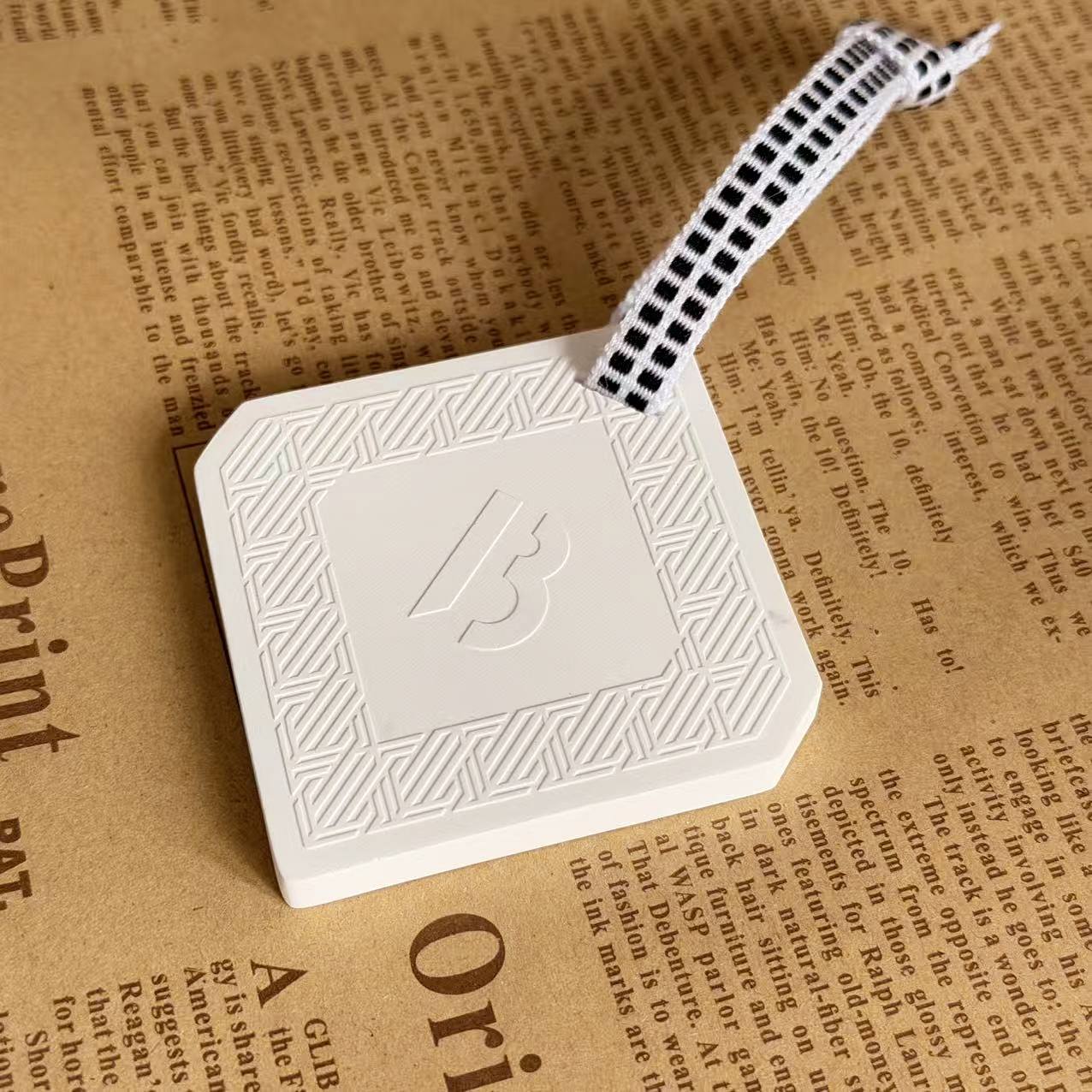 Custom Logo Hanging Aromatic Ceramic Gypsum Stone Aromatherapy Diffuser Essential Oil Car Air Freshener Pendant - Image 10