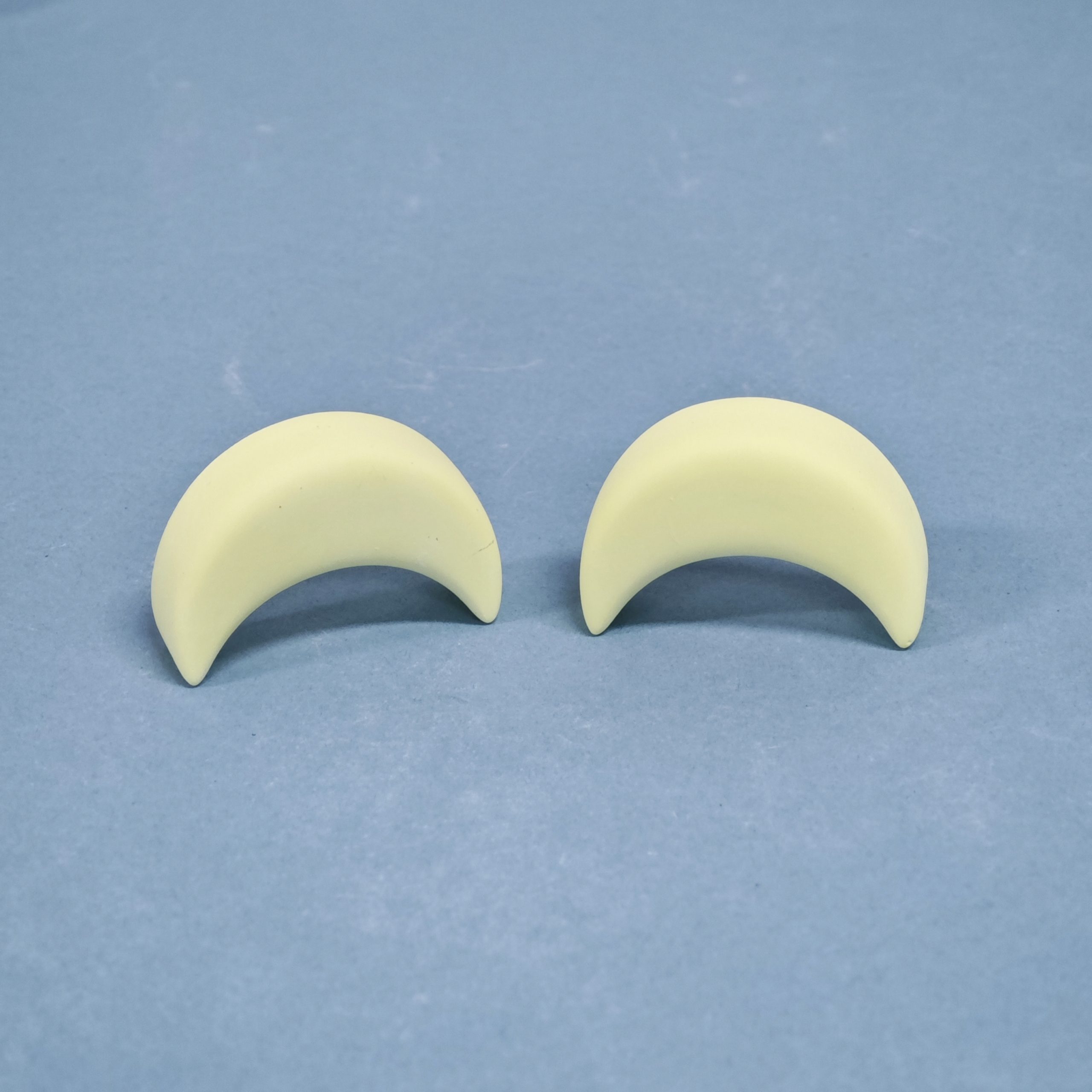 Ceramic Moon Diffuser Lunar Essence Aroma Stone for Home Decor Solid Fragrance Diffuser - Image 6