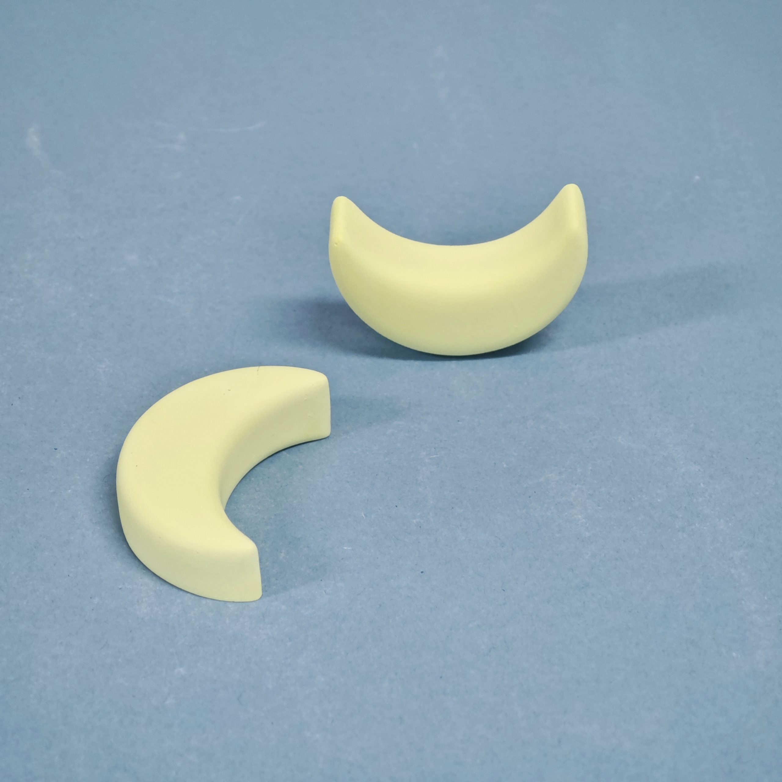 Ceramic Moon Diffuser Lunar Essence Aroma Stone for Home Decor Solid Fragrance Diffuser - Image 4