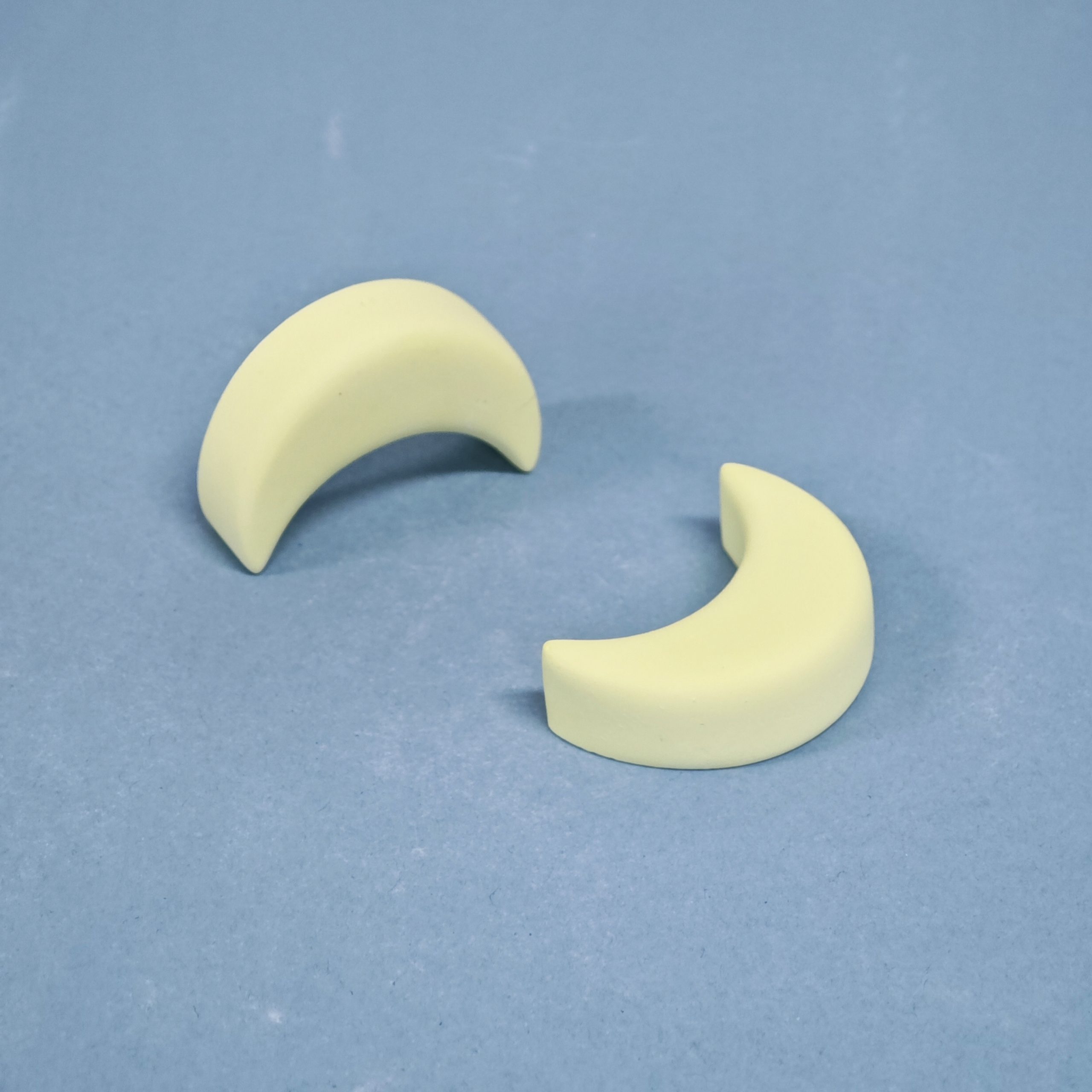 Ceramic Moon Diffuser Lunar Essence Aroma Stone for Home Decor Solid Fragrance Diffuser - Image 3