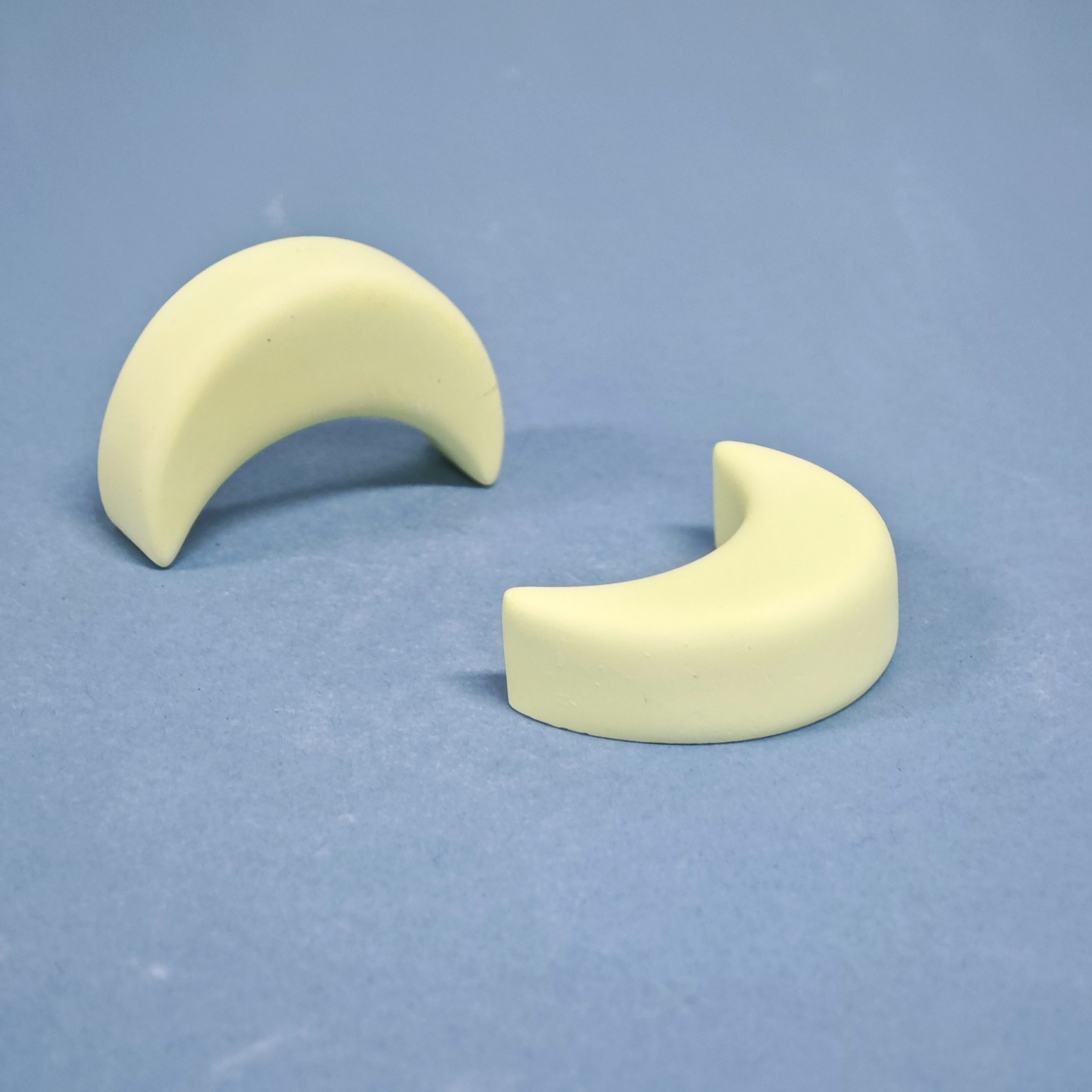 Ceramic Moon Diffuser Lunar Essence Aroma Stone for Home Decor Solid Fragrance Diffuser