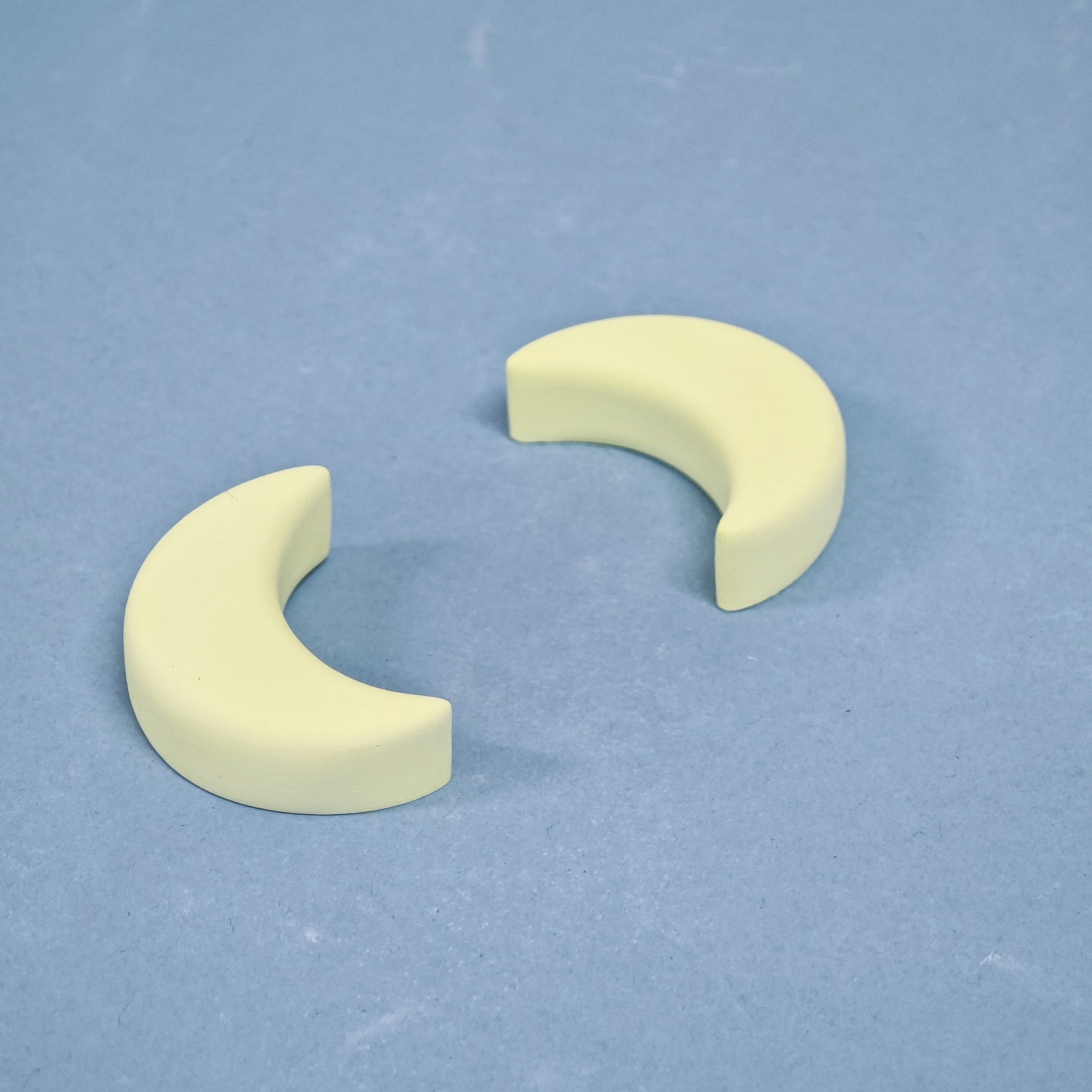 Ceramic Moon Diffuser Lunar Essence Aroma Stone for Home Decor Solid Fragrance Diffuser - Image 11