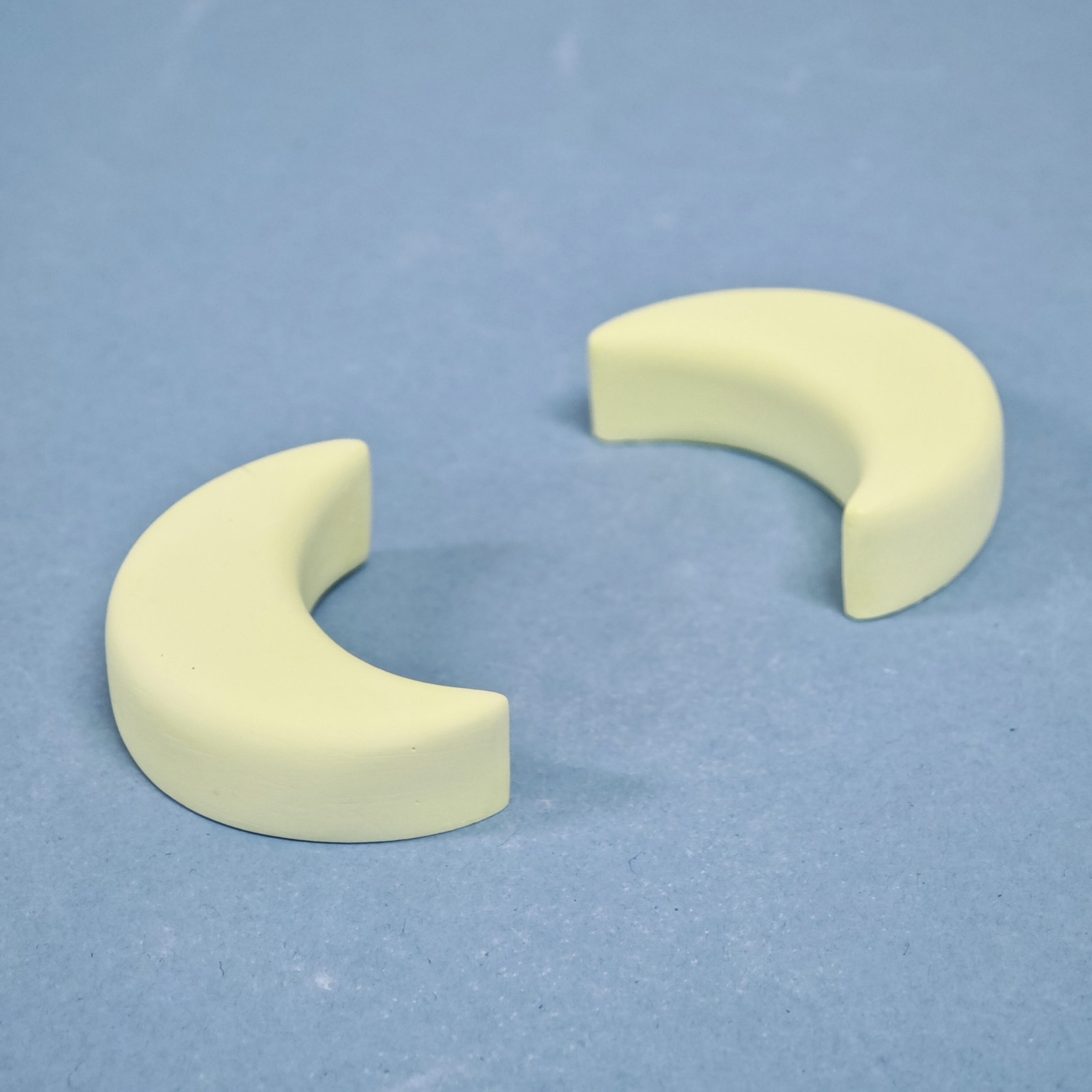 Ceramic Moon Diffuser Lunar Essence Aroma Stone for Home Decor Solid Fragrance Diffuser - Image 10